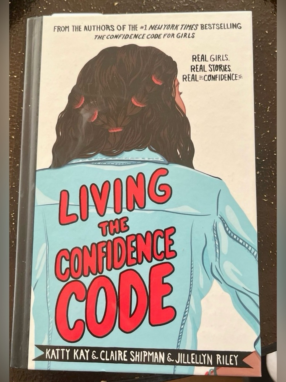Hardcover Living The Confidence Code
